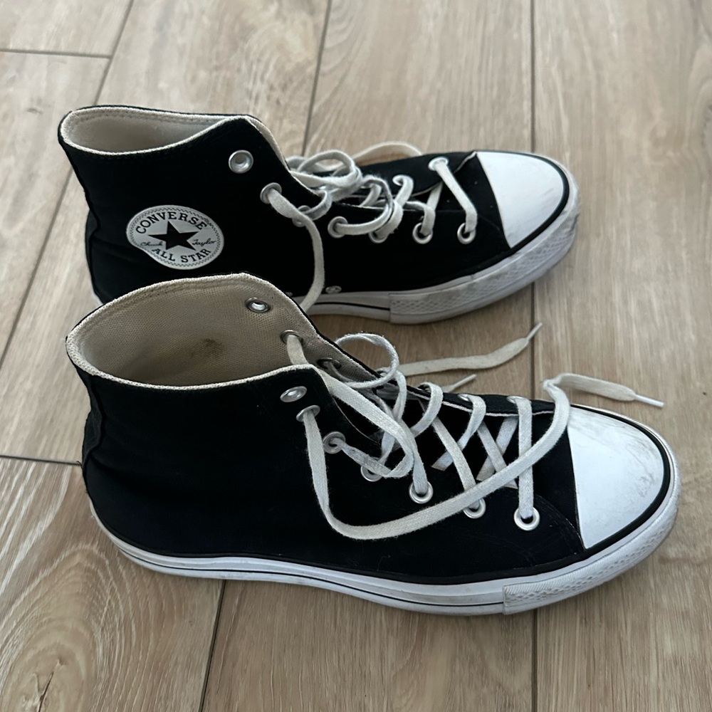 Black converse platform high tops